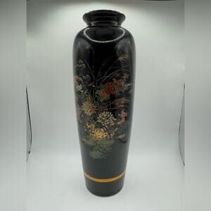 Vintage Vase / Sato Gordon Vase / Flowers and Gold trim / Japanese